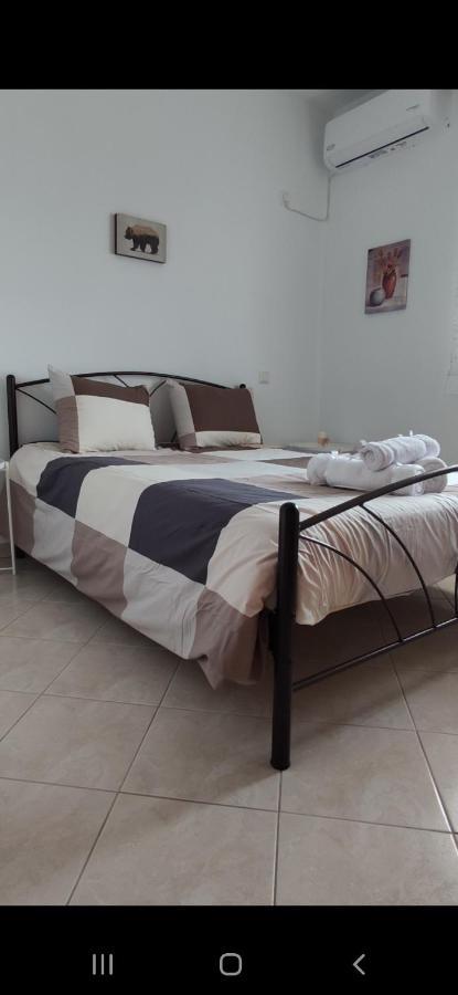 Panos Luxury Suites Калампака Екстериор снимка